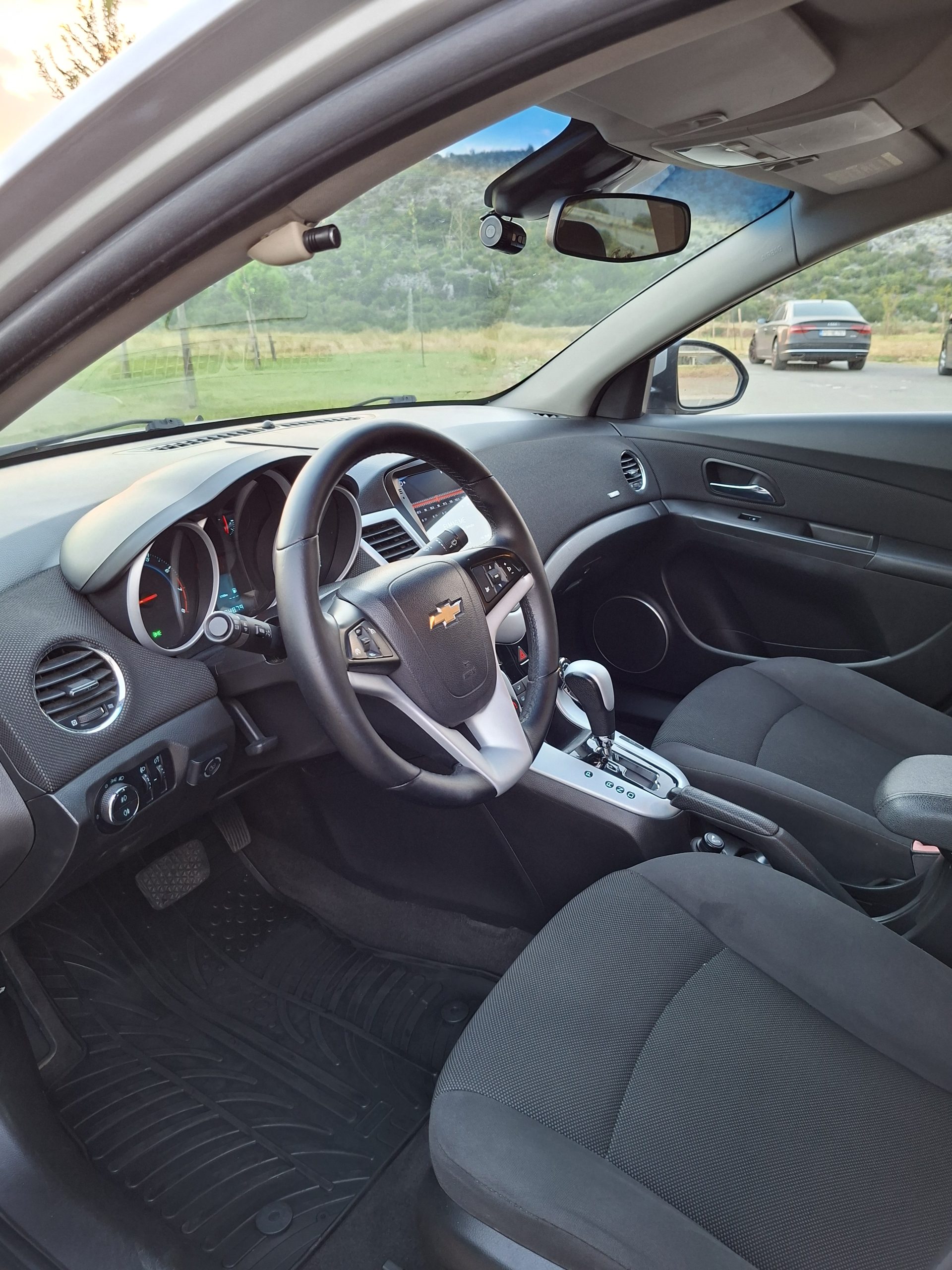 CHEVROLET CRUZE 1.8 16V AUTOMATIC - Image 2