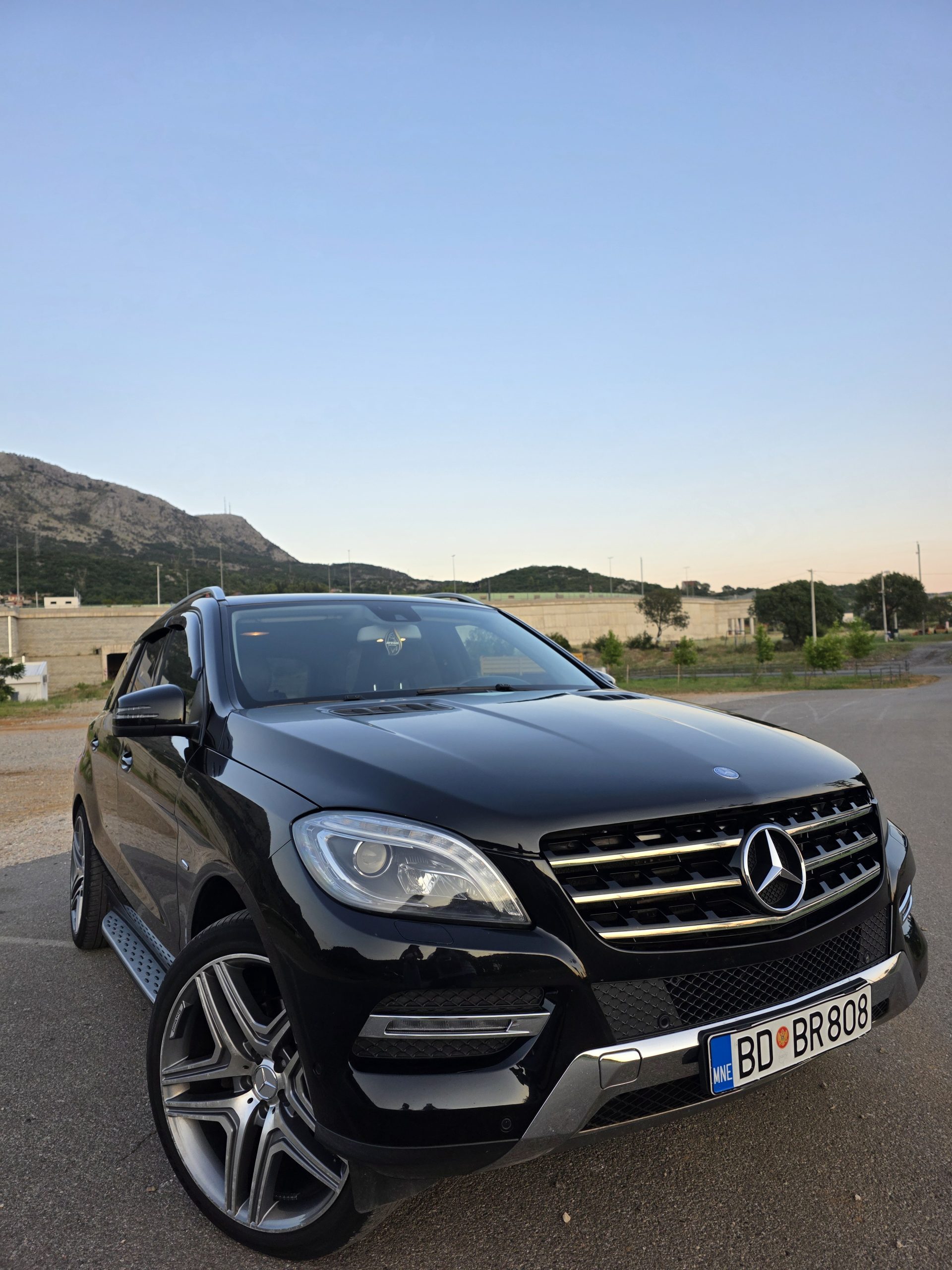 MERCEDES-BENZ ML 350 BlueTEC | 2011. godište - Image 15