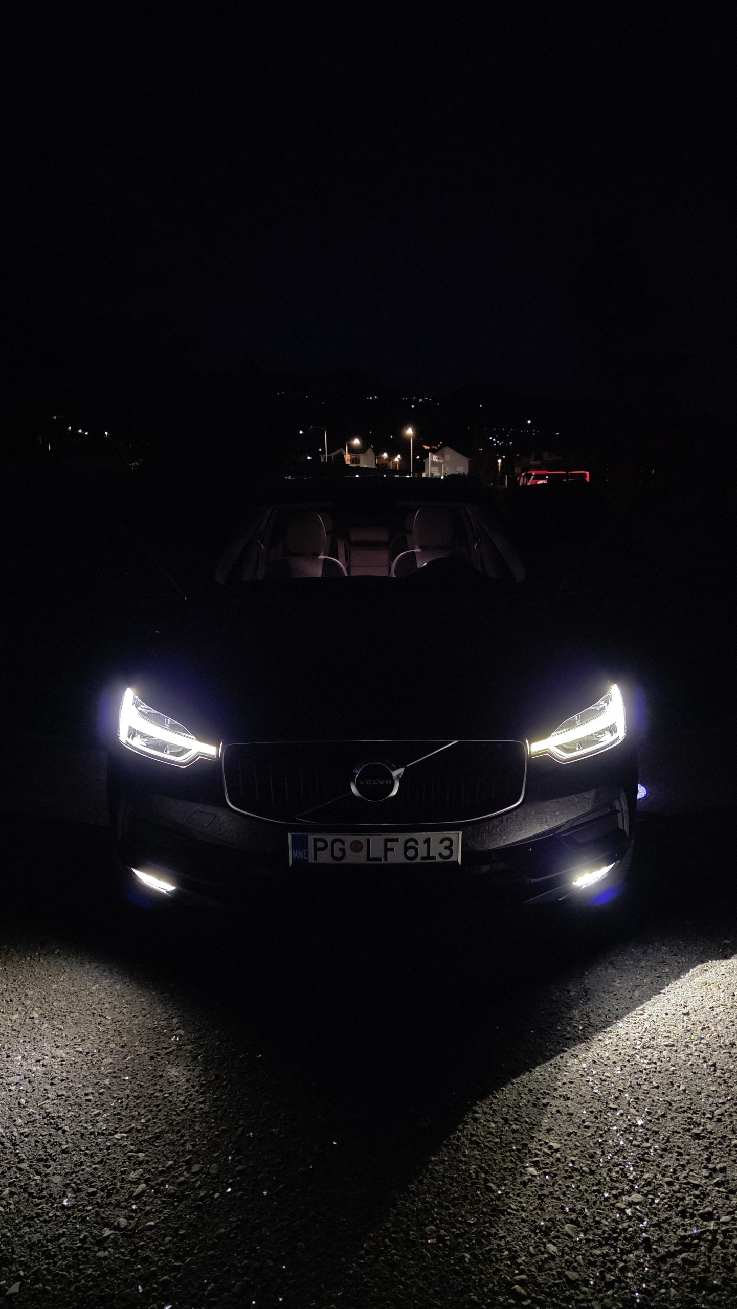 VOLVO XC60 D4 - Image 17