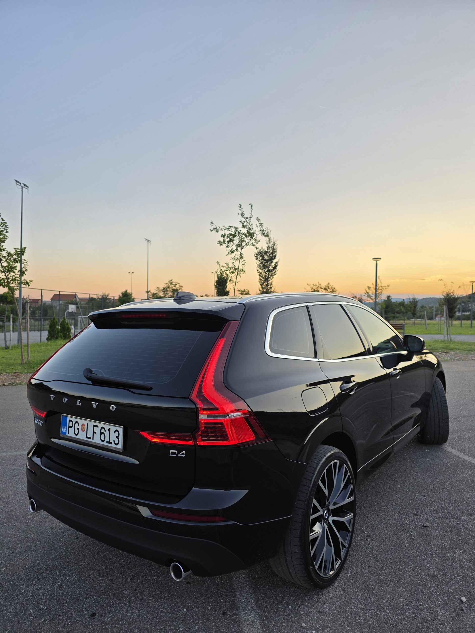 VOLVO XC60 D4 - Image 2