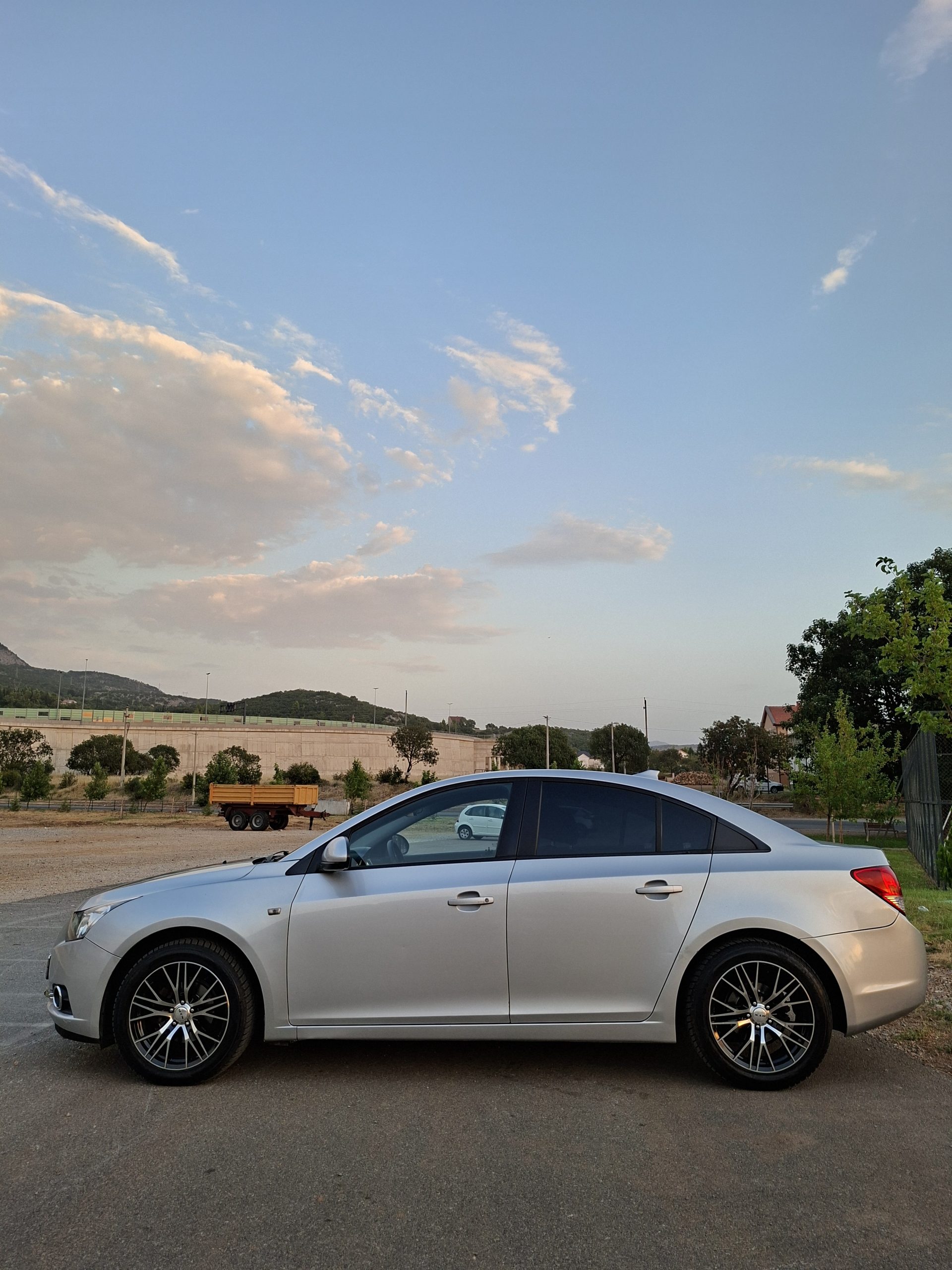 CHEVROLET CRUZE 1.8 16V AUTOMATIC - Image 8