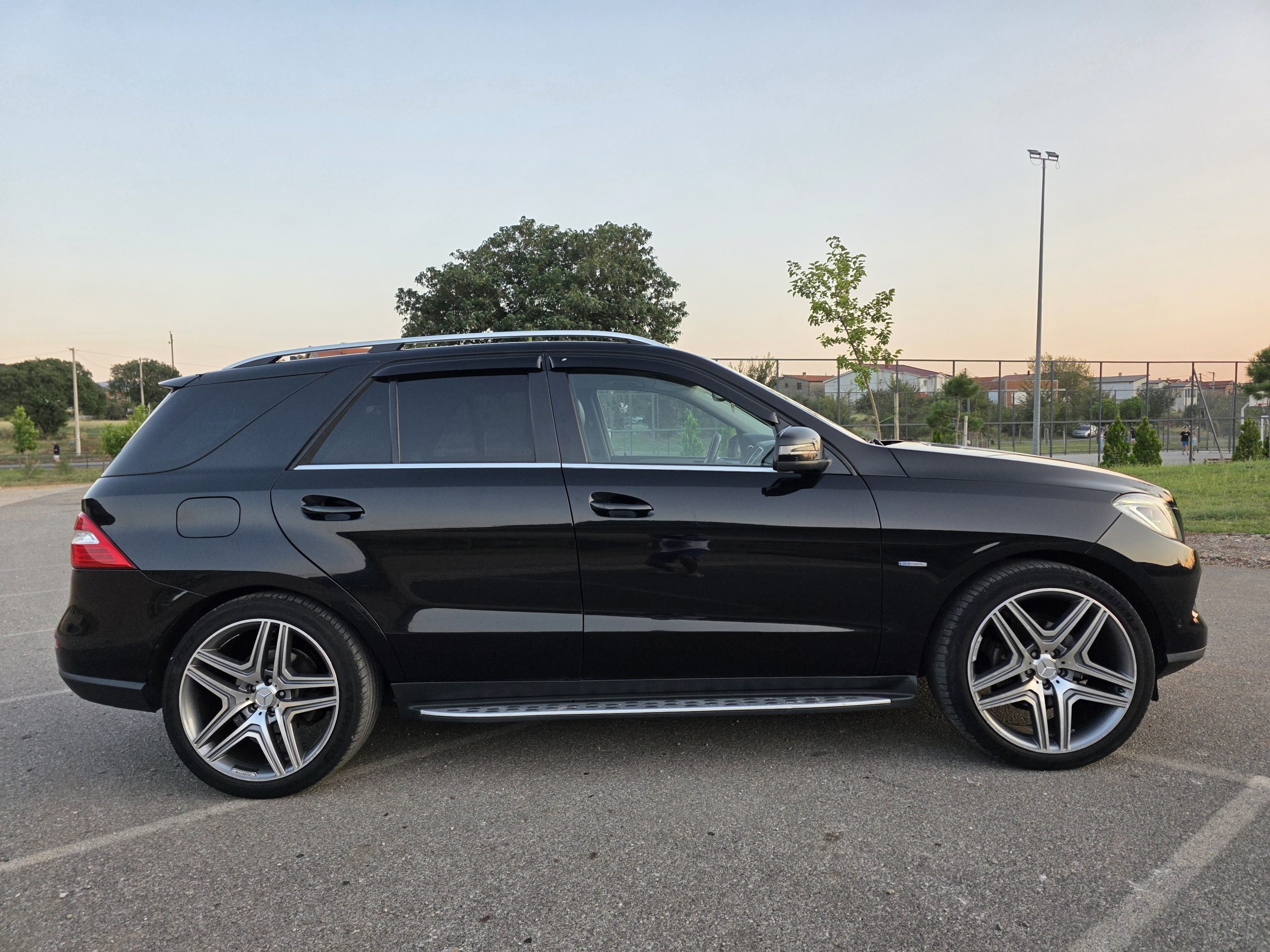 MERCEDES-BENZ ML 350 BlueTEC | 2011. godište - Image 5