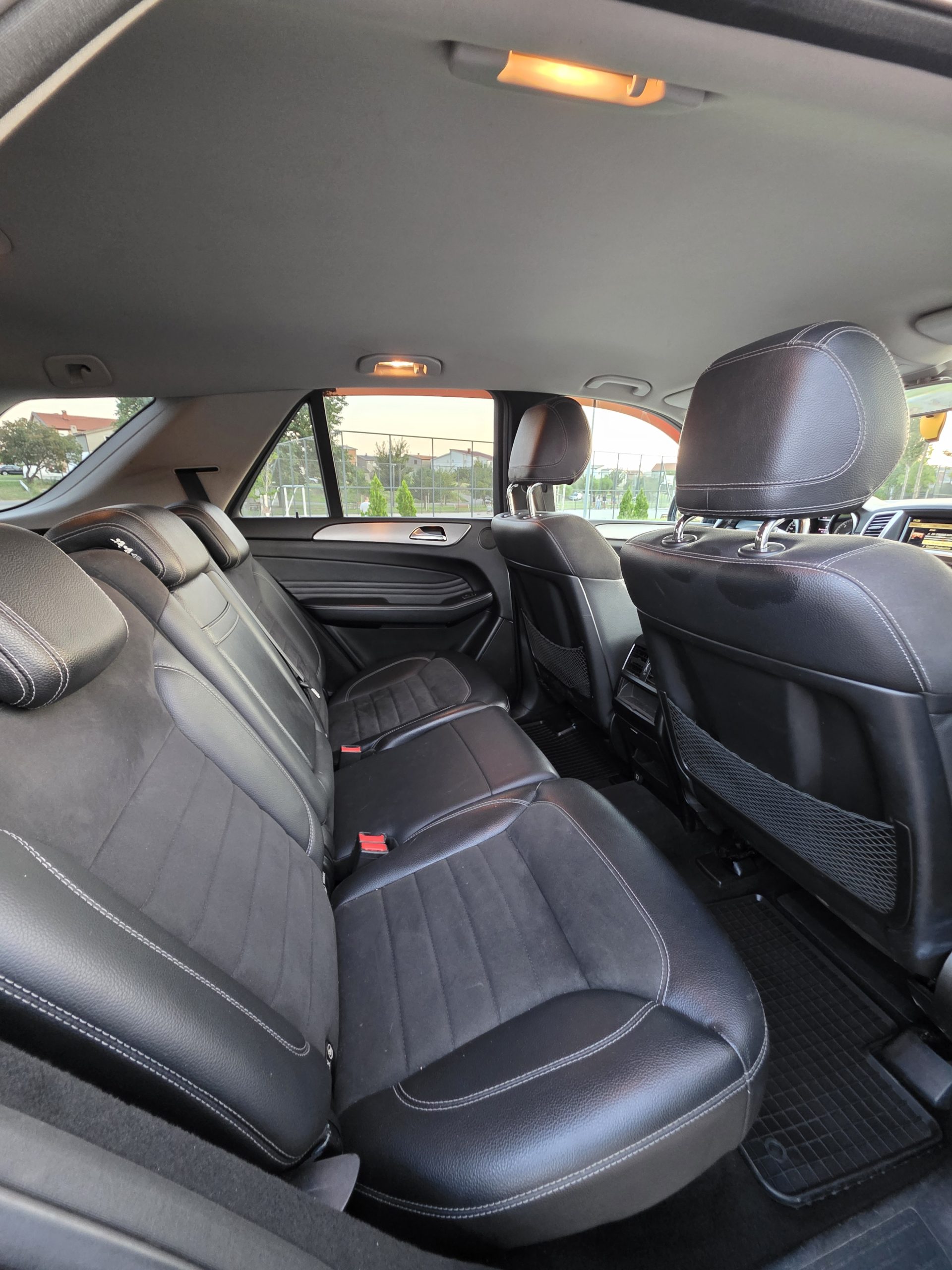MERCEDES-BENZ ML 350 BlueTEC | 2011. godište - Image 9