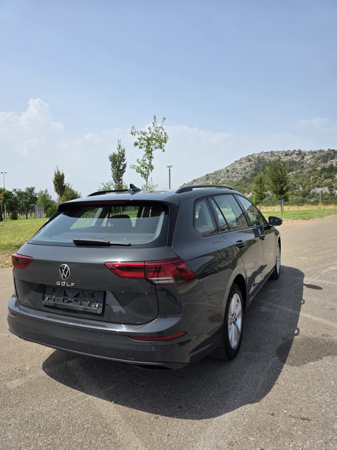 VOLKSWAGEN GOLF 8 VARIANT 2.0 TDI DSG LIFE - Image 20